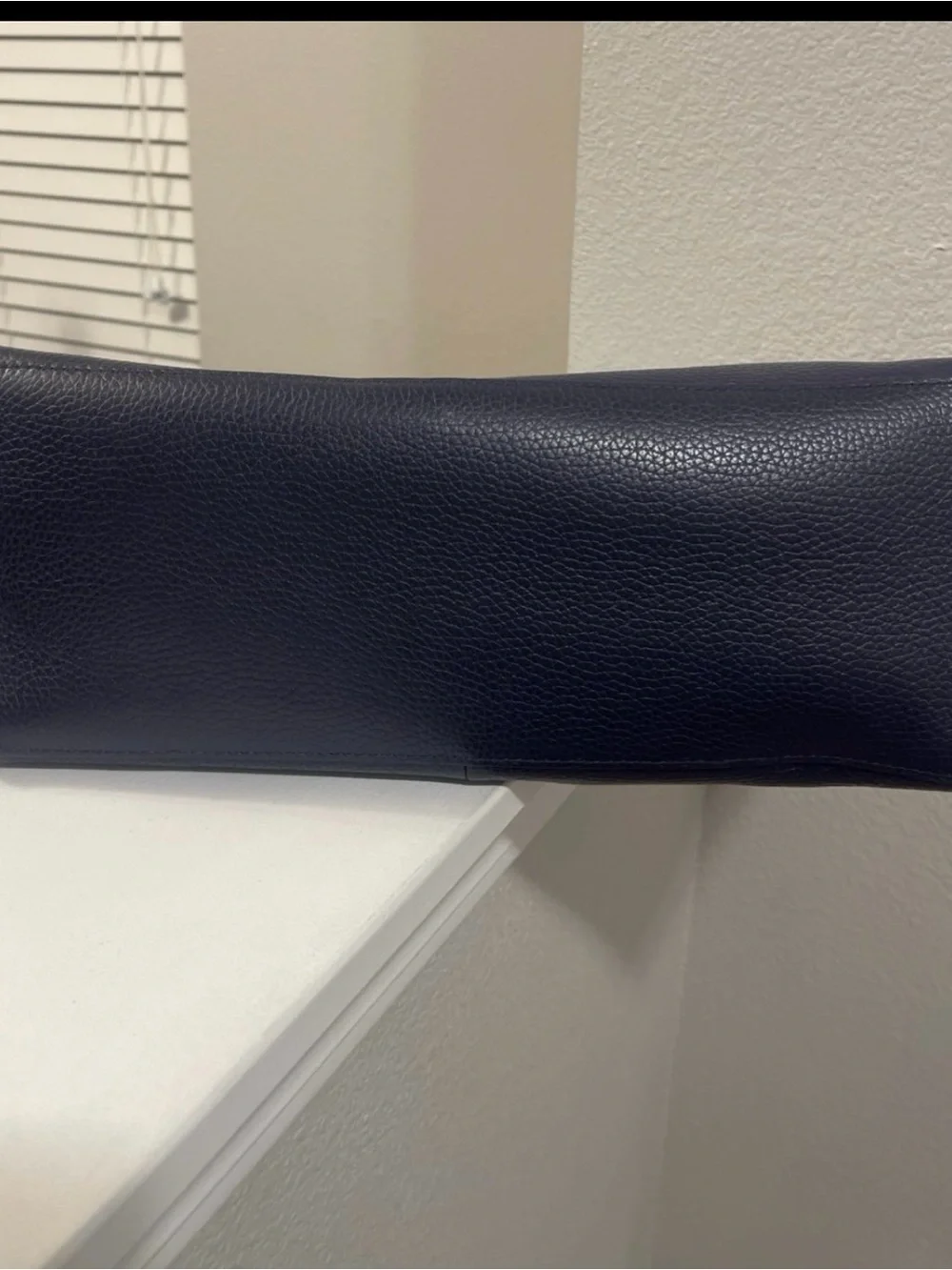 Kate Spade NY Pebbled Leather Chester Street Allyn Navy Satchel handbag tote